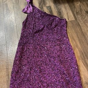 Pretty sparkly dress